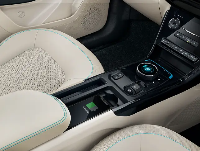 wireless-charger-and-Jewelled-Control-Knob