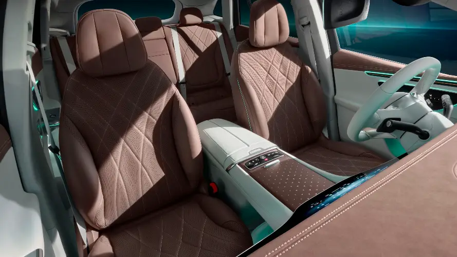 Mercedes reveals the interior of the EQE SUV