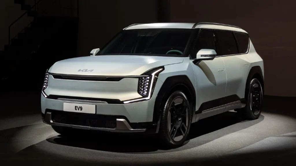 Kia reveals exterior and interior design of the EV9 SUV.
