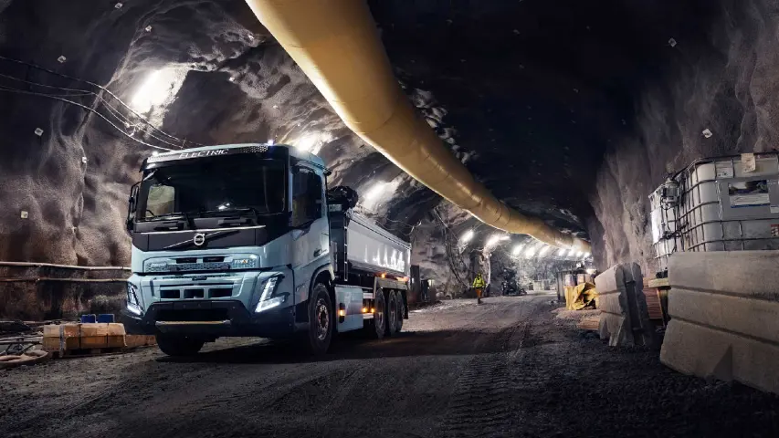 Volvo FH Electric truck at the Boliden Kankberg mine, transporting rock bolts and other equipment underground.